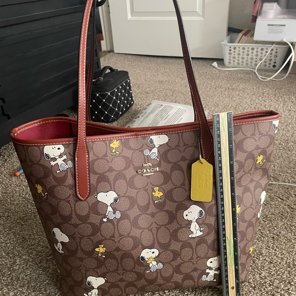 Coach limited edition Snoopy City tote
